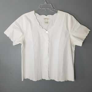 Orvis Women Short Sleeve Button Top Size Large White Scallop Embroidery Feminine
